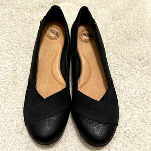 NEW Nurture Women’s Black Flats size 8.5